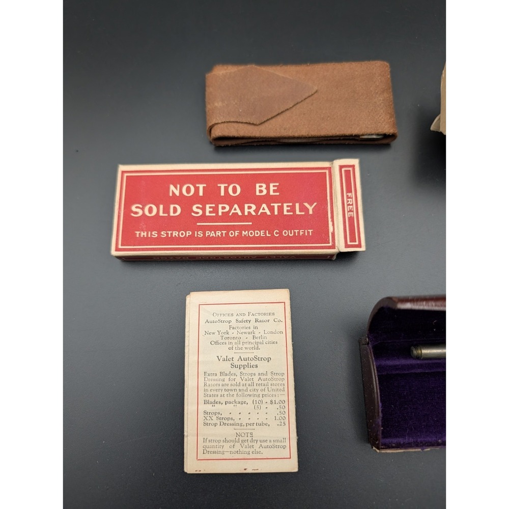 Vintage‎ Valet AutoStrop Razor Set w/ Orig. Box & Strap - Picture 2 of 12